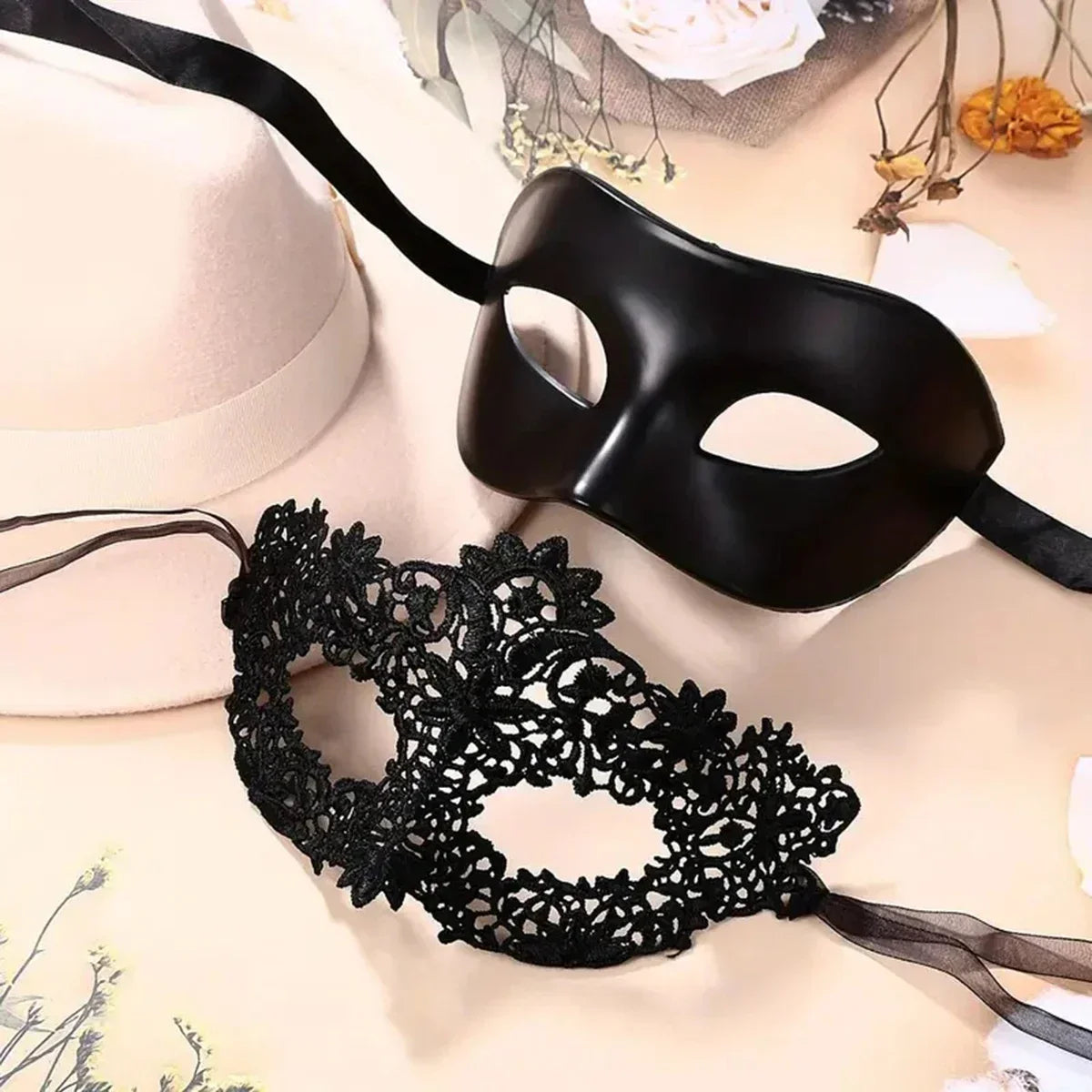 Elegant Lace Couples Masquerade Masks™
